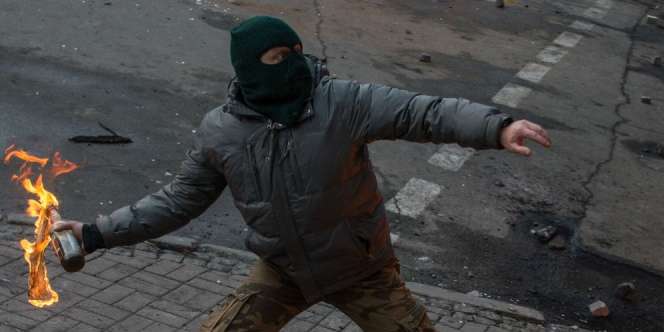 Dalam Sehari, Dua Rumah Pimpinan KPK Diteror Bom