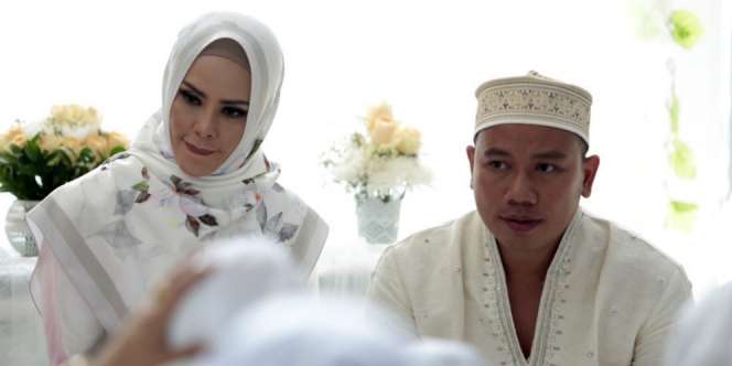 Vicky Prasetyo dan Angel Lelga Resmi Bercerai