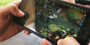 Kominfo Bantah Blokir PUBG, Mobile Legend & AoV