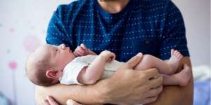 Fasilitas untuk Para Ayah Baru di Perusahaan Ini Bikin Iri
