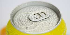 Terkuak, Penyebab Rasa Minuman dalam Kaleng Lebih Nikmat