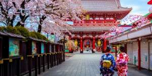 Kini, Traveler Keluar dari Jepang Tak Gratis