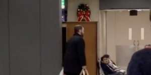 Heboh Video Ayah Seret Putrinya di Airport