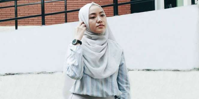 Makeup Wisuda untuk Wajah Berminyak Cenderung Jerawat