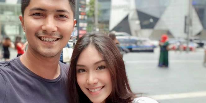 Cantiknya Mantan Kekasih Baim Wong, Luthya Sury Saat Bertunangan