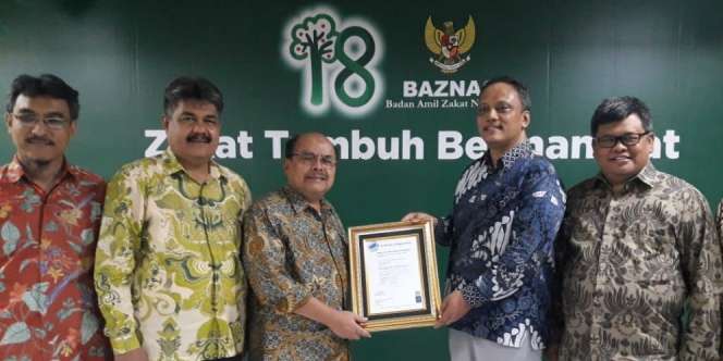 Baznas Terima Penghargaan dari Inggris