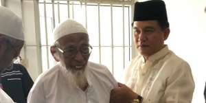 Sisa Hukuman 6 Tahun, Ustaz Ba`asyir Dibebaskan Tanpa Syarat