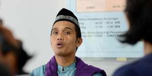 Cerita Menggetarkan Kebaikan Ustaz Maulana Kala Sebelum Istri Berpulang