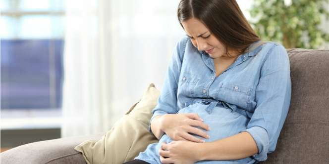 Ada Bercak Darah Setelah Berhubungan Saat Hamil? Segera Konsultasi