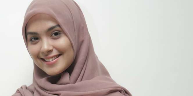 Vebby Palwinta Tertantang Jadi Penghafal Quran