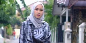 Gaya Hijab Milenial ala Zaskia Mecca 