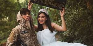Intip Gaya Prewedding Irish Bella dan Ammar Zoni