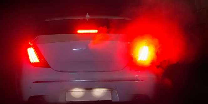 Bahaya Kelamaan Mengabaikan Lampu Sein Mati