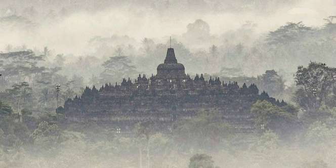Pagi Tenang nan Magis di Punthuk Setumbu