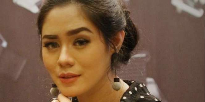 20 Hari Sebelum Berpulang, Ada Kesedihan di Instagram Saphira Indah