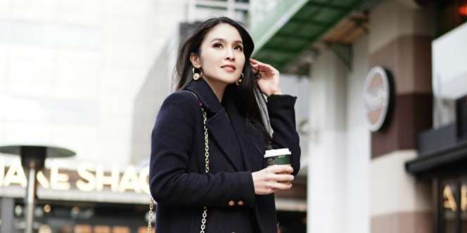 Rahasia Sandra Dewi Cepat Turunkan Berat Badan Setelah Melahirkan