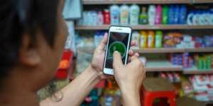 Unlock WhatsApp Kini Bisa Pakai Pengenal Wajah dan Sidik Jari