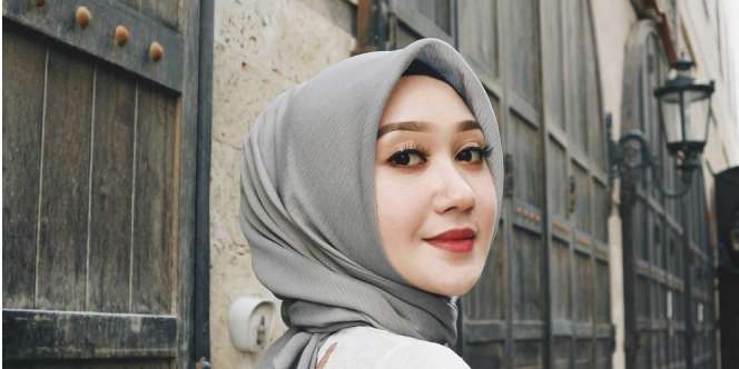 Intip Persiapan Dian Pelangi di New York Fashion Week 2019