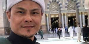 Pesan Menyentuh Artis Mualaf tentang Merawat Iman