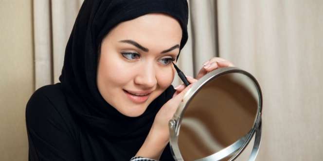 Tip Mudah Aplikasikan Kosmetik ke Wajah