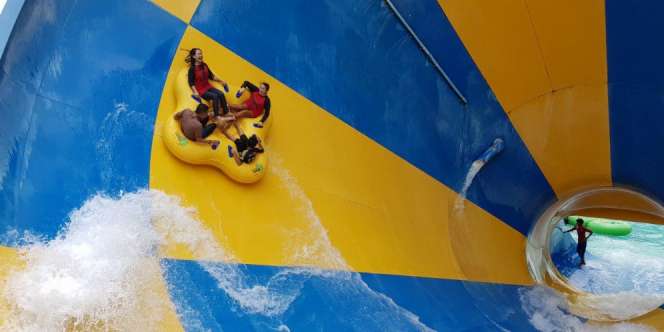 Rayakan Hari Pers Nasional, Gratis Berenang di SnowBay