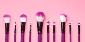Cara Tepat Bersihkan Kuas Makeup