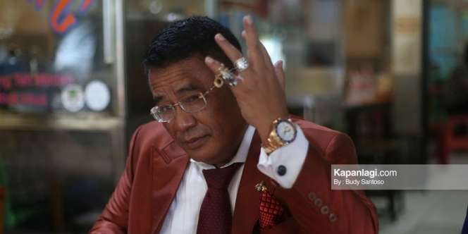 Hotman Paris Sumbang Guru SMP Dipersekusi Murid: 'Biar Berwibawa di Kelas'