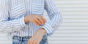 Padu padan Pakaian Motif Stripes Agar Lebih Kece