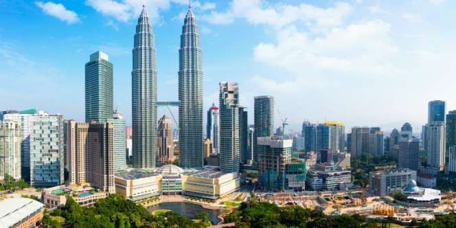 Traveler Dilarang Bawa Daging dan Produk Olahan Babi ke Malaysia