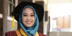 Bikin Skripsi #2019GantiPresiden, Regita Lulus Cum Laude
