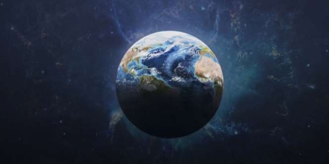 Saat Penganut Bumi Datar Tantang Astronot Bersumpah