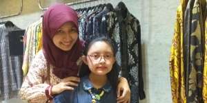 Davina, Anak Down Syndrome yang Melatih Kosakata dari Kpop