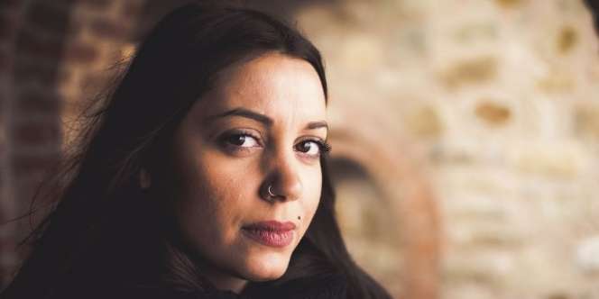 Tindik Hidung Sebabkan Gadis Ini Lumpuh