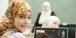 Pentingnya Rencanakan Biaya Pendidikan Anak