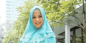 Menantu Ani Yudhoyono Tampil Cantik Berhijab Syar'i