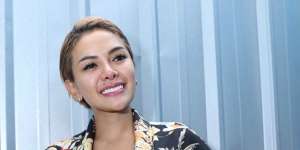 Pernah Diasuh Mak Vera, Nikita Mirzani Buat Pengakuan Mengejutkan