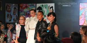 Kain Ulos Melenggang di New York Fashion Week 2019