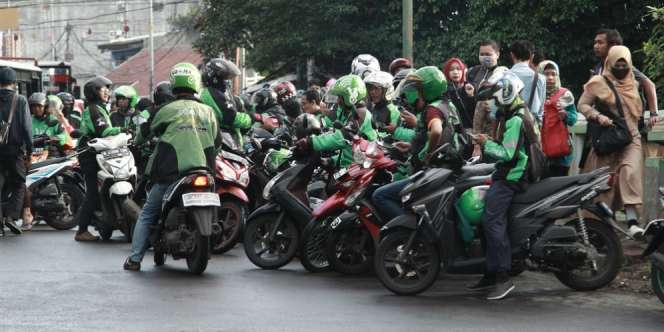 Aturan Ojek Online Segera Rilis, Berapa Tarif Barunya?