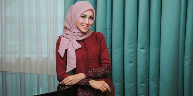 Jangan Mati Gaya, Ini Tips Tampil Trendi di Musim Hujan