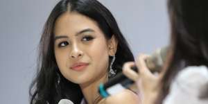 Dulu Kutu Buku dan Kurung Diri di Kamar, Sekarang Jadi Artis Jelita