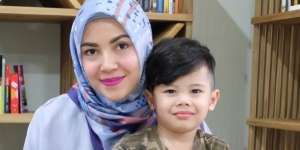 Curhat Ratna Galih Tak Boleh Peluk dan Cium Ketiga Anaknya, Ada Apa?