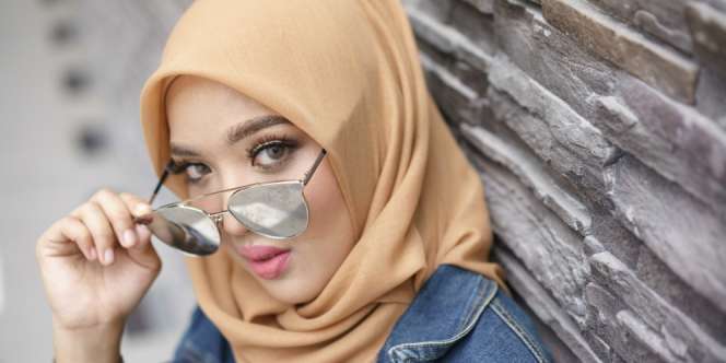 Mana Harus Dipakai Duluan, Foundation atau Concealer? 
