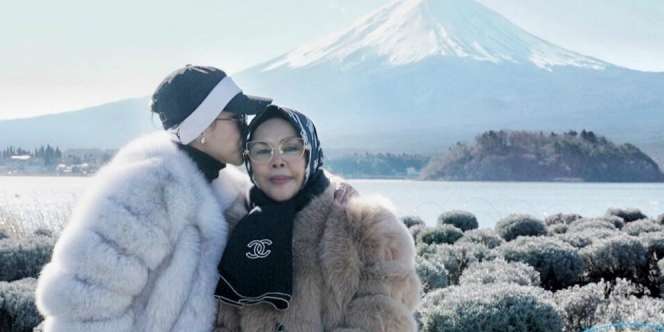 Koleksi Tas Mewah Calon Mertua Reino Barack, Tak Kalah Cetar dari Syahrini