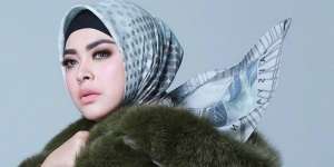 Tutorial Hijab ala Adik Syahrini, Aisyahrani