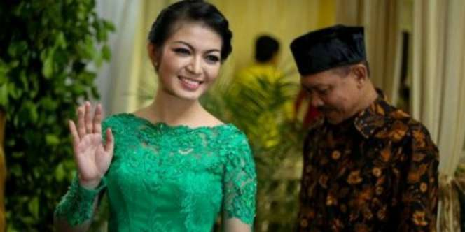 Menantu Jokowi Kepergok Belanja Tas Mewah