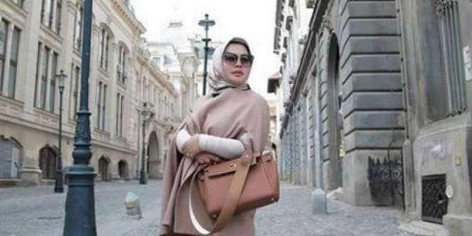 Koleksi Perhiasan Adik Syahrini Bikin Netizen Merasa Miskin