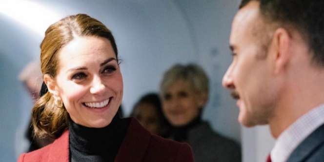 Mengapa Kate Middleton Sering Pakai Coat di Depan Umum?