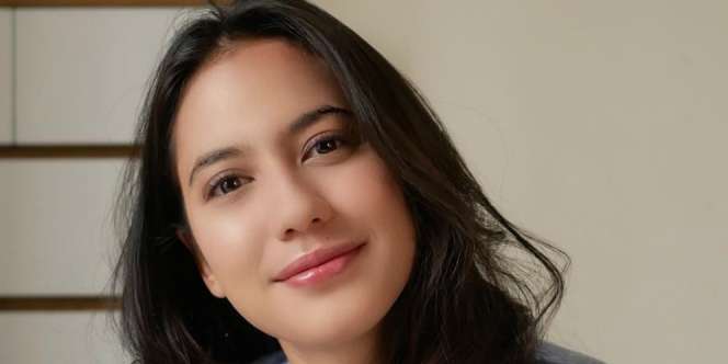 Pevita Pearce Buka-bukaan Soal Kabar Liburan Bareng Ariel Noah
