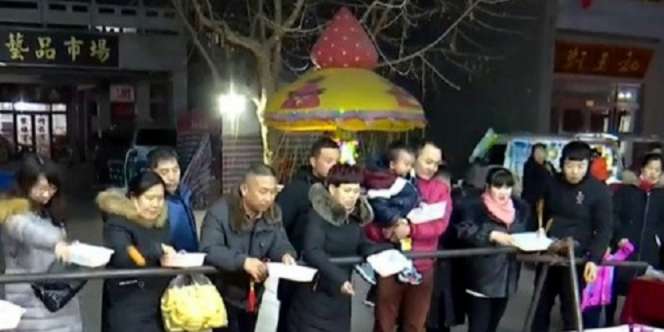 Remaja Ini Gandakan Uang Ibu dengan Main Game