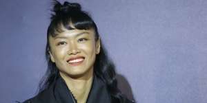 Dulu Dibully karena Fisiknya, Kini Jadi Model Ternama